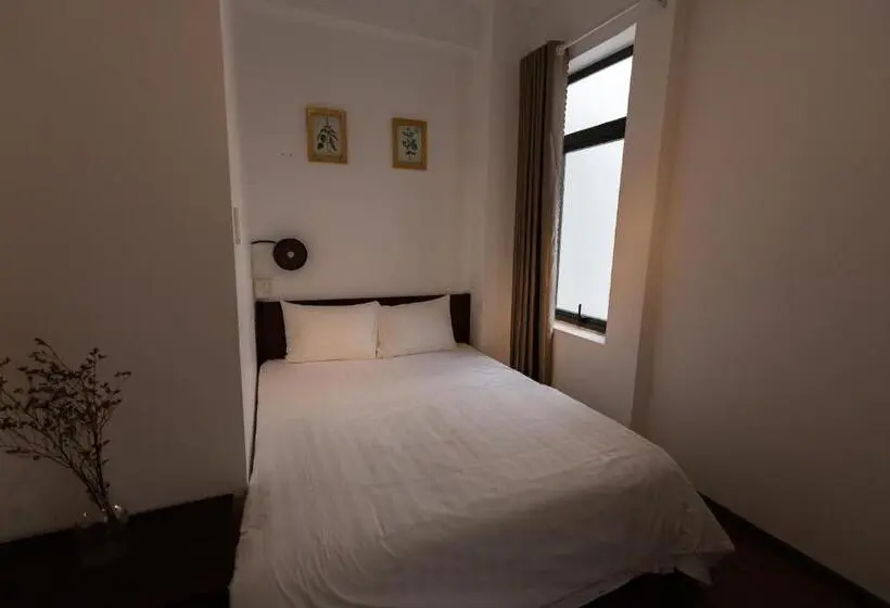 اتاق عادی, Laé Hostel
