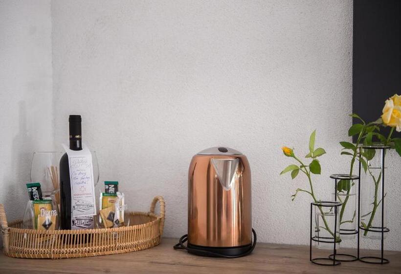 غرفة قياسية مزوَّدة بشُرفة, Boutique 23