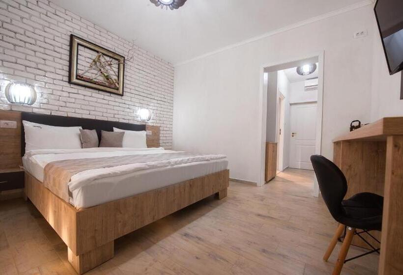 غرفة قياسية مزوَّدة بشُرفة, Boutique 23