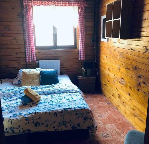 标准间, Chata U Kostela