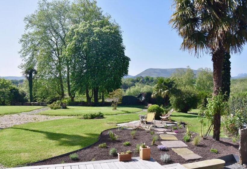 חדר סטנדרט נוף להרים, Erlande Baïta