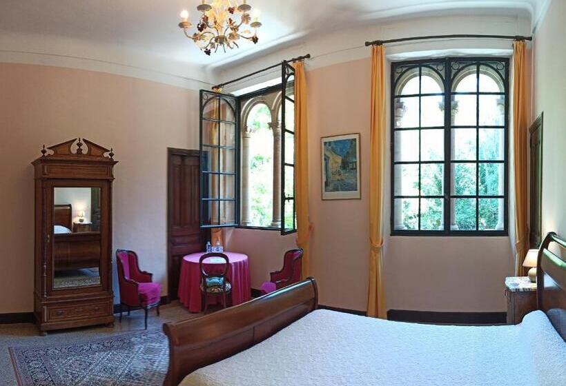 Номер Стандарт Вид на Сад, Château Cagninacci B&b