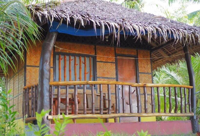 בקתה סטנדרטית עם נוף לים, Gustav S Place Silver Beach Dive Resort