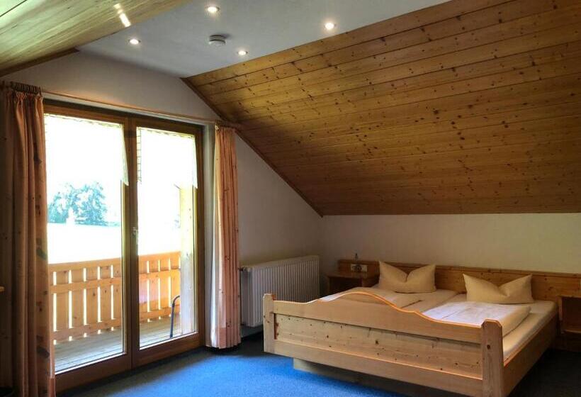 小型套房带阳台, Das Schwarzwald