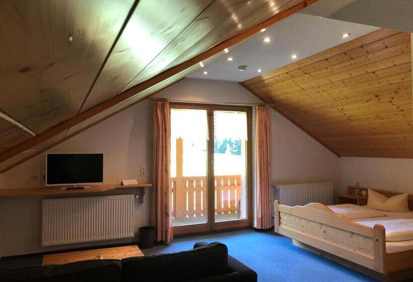 小型套房带阳台, Das Schwarzwald