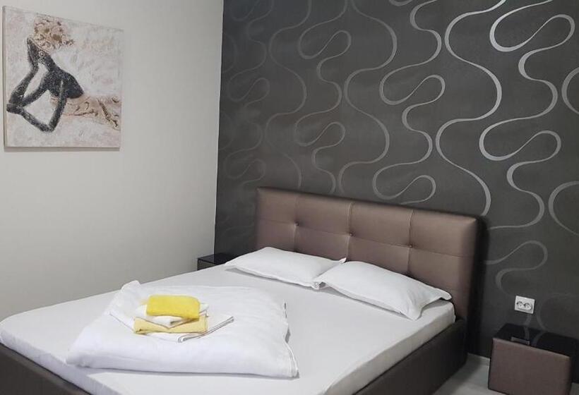 Pokój Standard Widok Jezioro, Vila Fara Nume