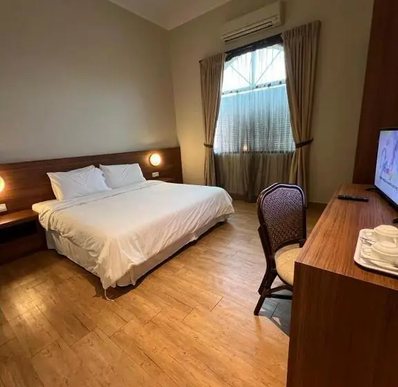 キングサイズベッドのスタンダードルーム, Tanjung Villa