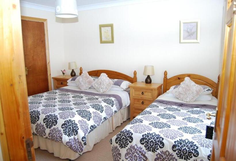 스탠다드 트리플 룸, The Ocean Wave Bed & Breakfast