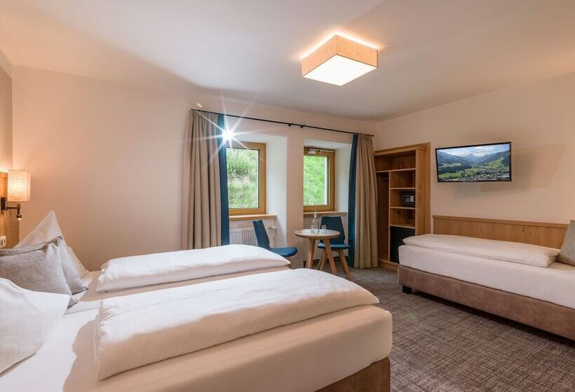 Номер Стандарт Трехместный, Alpen Glück Hotel Unterm Rain Garni