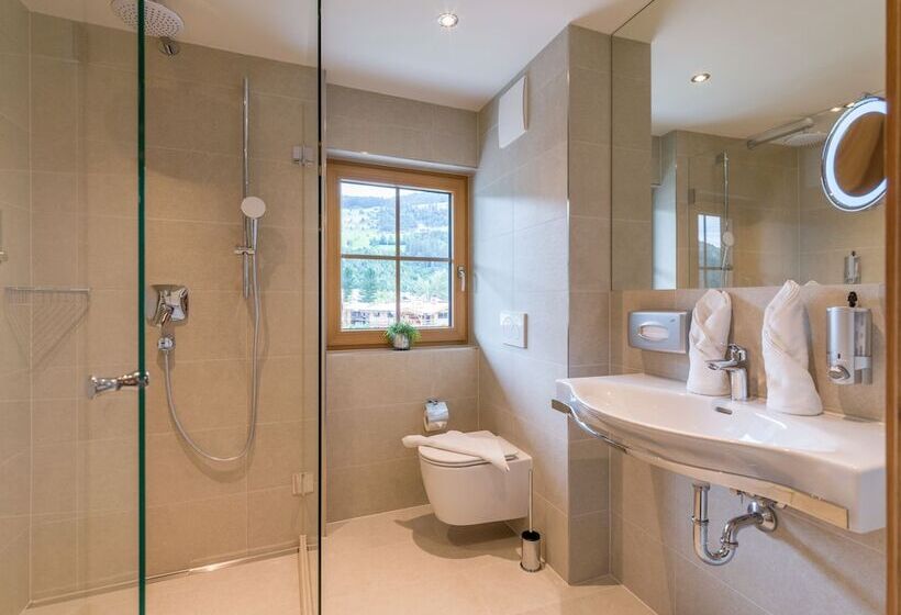 Четырехместный Номер Стандарт, Alpen Glück Hotel Unterm Rain Garni