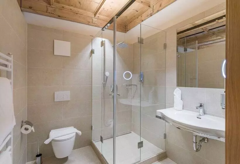 سوییت جونیور, Alpen Glück Hotel Unterm Rain Garni