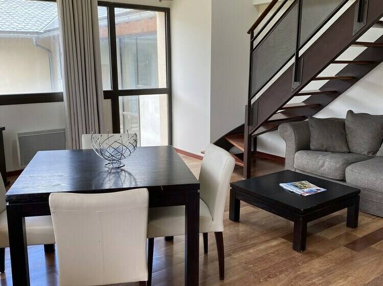 Апартаменты 1 Спальня, Terres De France   Domaine Du Palais