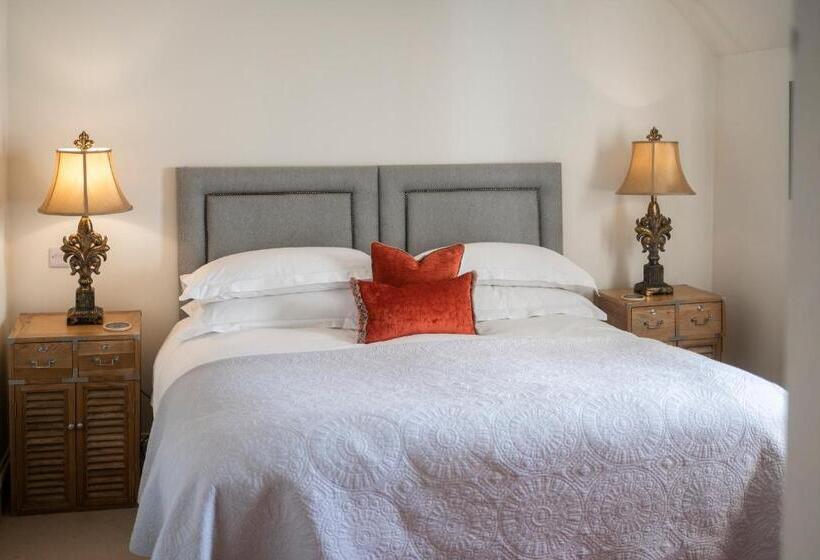 Номер Стандарт, Black Bull