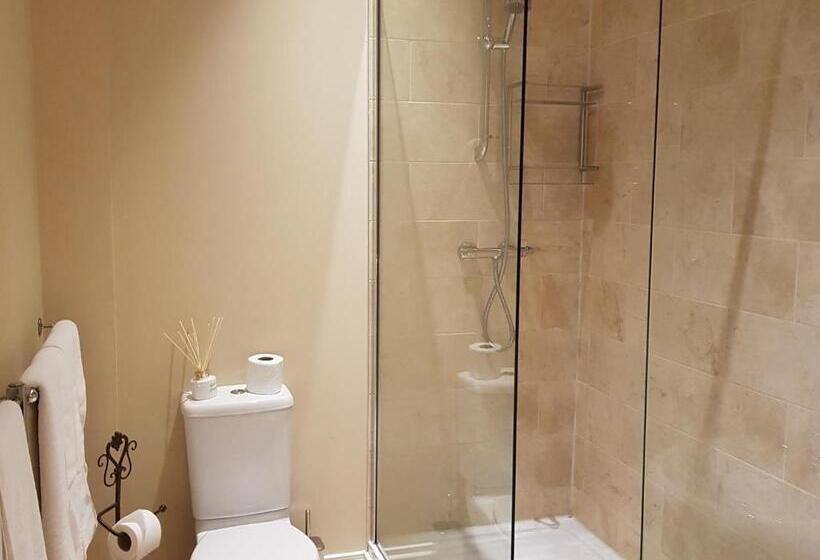 Номер Стандарт, Black Bull