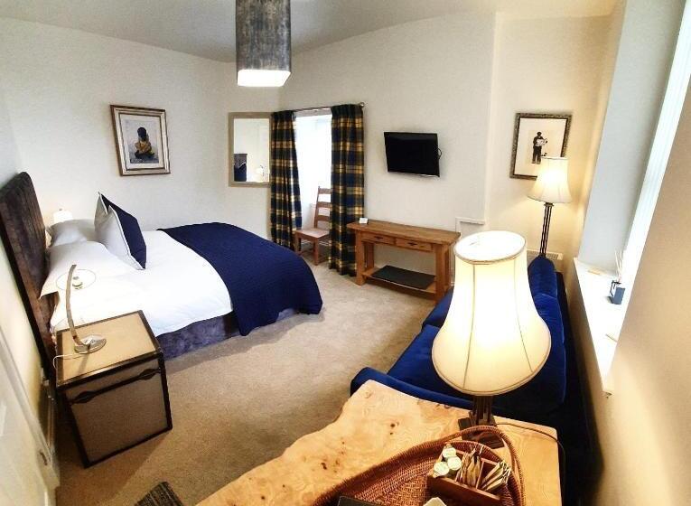 Номер Стандарт Трехместный, Black Bull