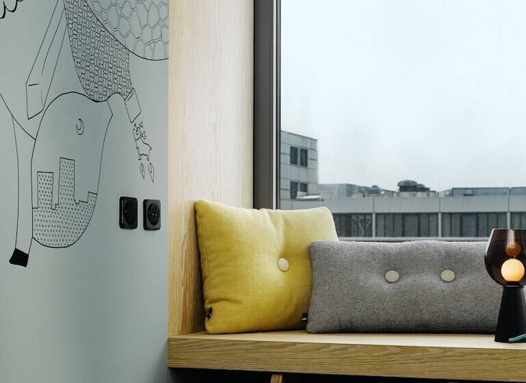 Standardzimmer, 25hours Hotel Bikini Berlin