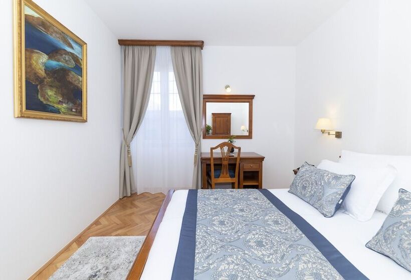 주니어 스위트 바다 전망, Heritage Hotel Tisno