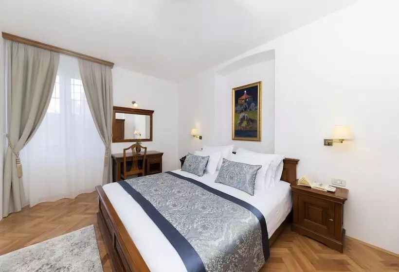 オーシャンビュージュニアスイート, Heritage Hotel Tisno