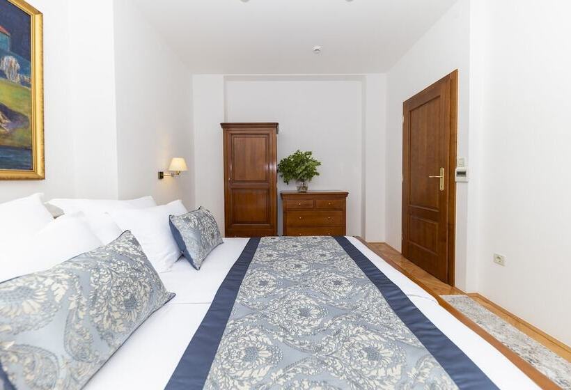 주니어 스위트 바다 전망, Heritage Hotel Tisno