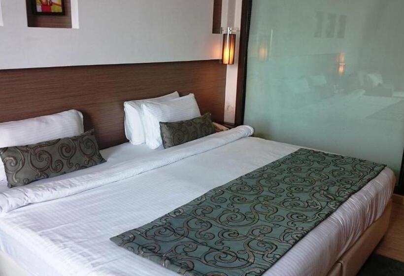 Номер Комфорт, Ramada By Wyndham Navi Mumbai