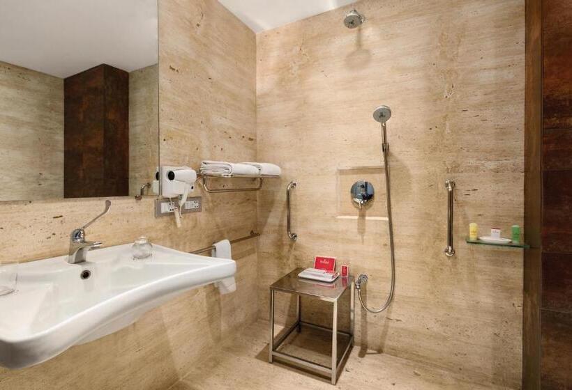 Номер Deluxe Кровать Кинг, Ramada By Wyndham Navi Mumbai