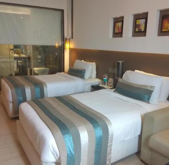 Номер Deluxe, Ramada By Wyndham Navi Mumbai