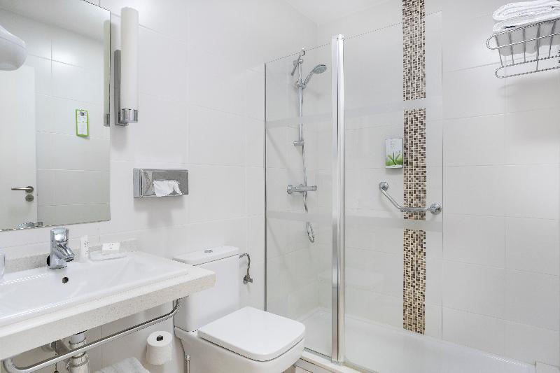 スタンダードスタジオ, Royal Sunset Beach Club