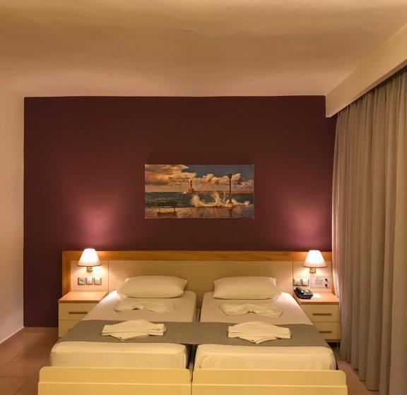 스탠다드 스튜디오 풀장 전망, Vagia Mare