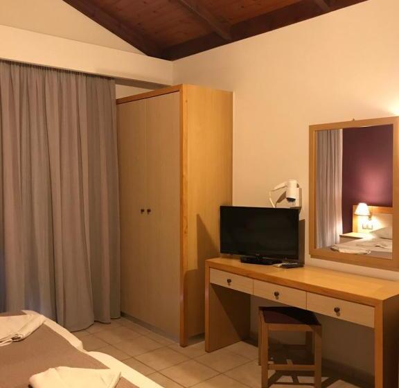 침실 1개 풀장 전망 아파트, Vagia Mare