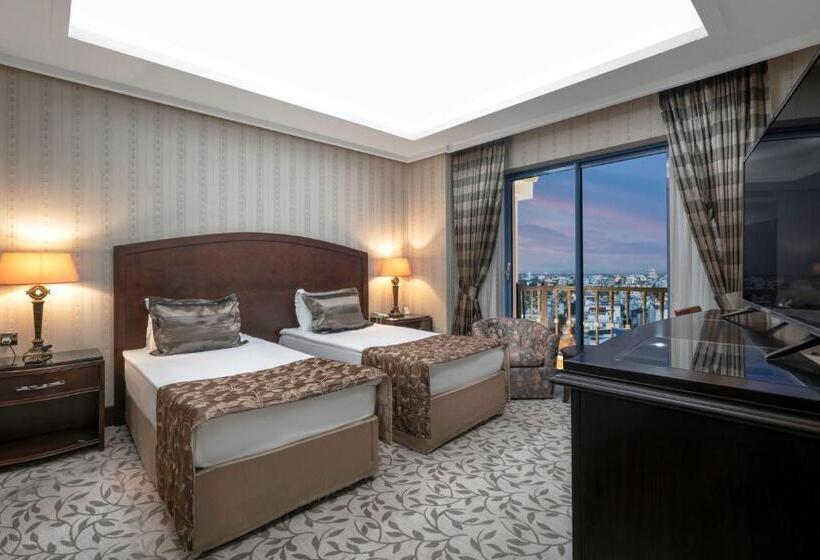 اتاق لوکس, Merit Lefkosa Hotel & Casino