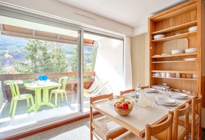 استودیوی استاندارد, Pierre Et Vacances Serre Chevalier Chantemerle