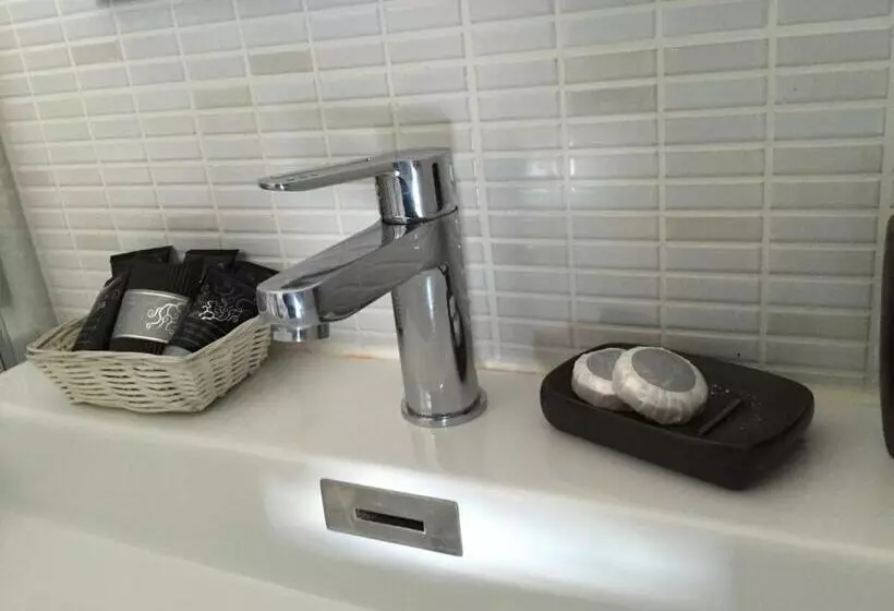 آپارتمان 1 خوابه با چشم‌انداز دریا, Residence La Nave