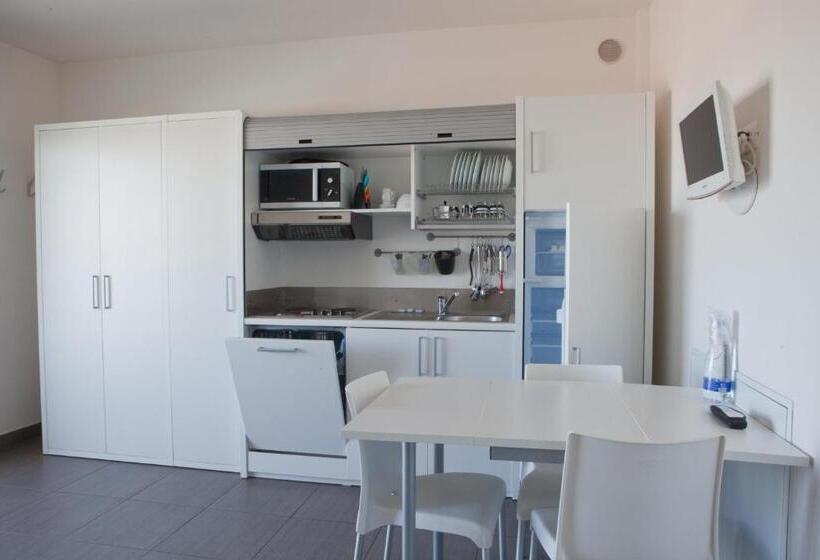 סטודיו סטנדרטי נוף לים, Residence La Nave