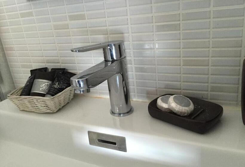 דירת שני חדרים עם מרפת, Residence La Nave