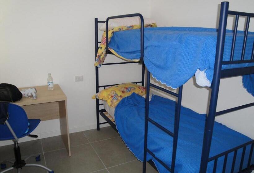 דירת שני חדרים, Residence La Nave