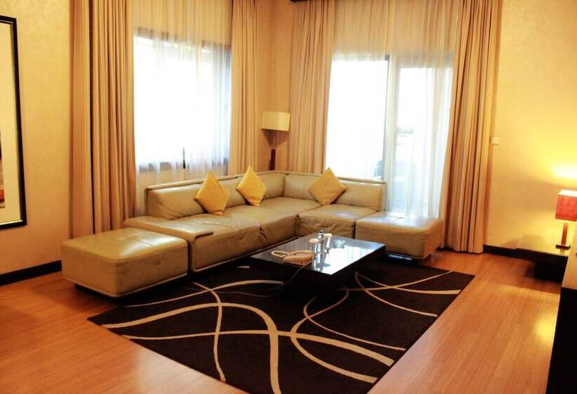 Апартаменты 2 Спальни, Tulip Creek Hotel Apartments