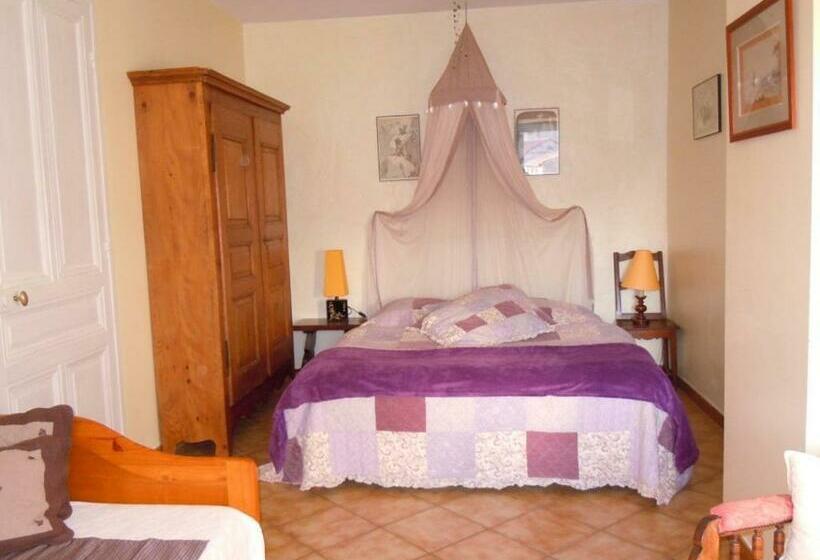 Номер Стандарт, Mas Casta Néa