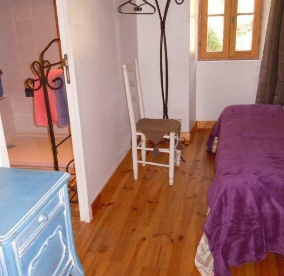 Номер Стандарт, Mas Casta Néa