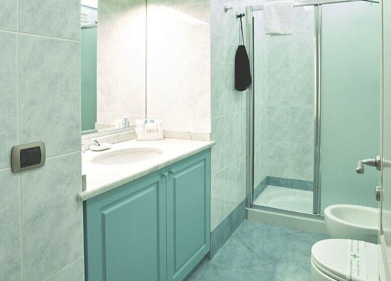 اتاق استاندارد چهار تخته, B&b La Signoria Di Firenze