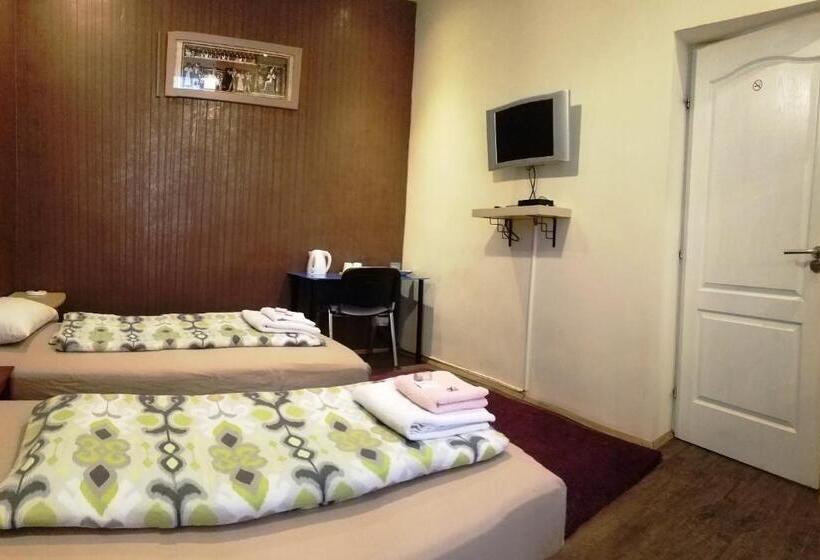 غرفة قياسية حمام مشترك, Garden House