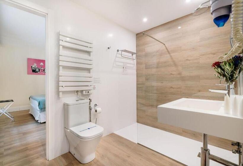 סוויטת ג'וניור נוף לים, H Boutique La Caleta Bay