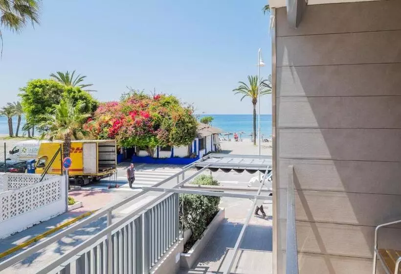 سوییت با چشم‌انداز جانبی دریا, H Boutique La Caleta Bay
