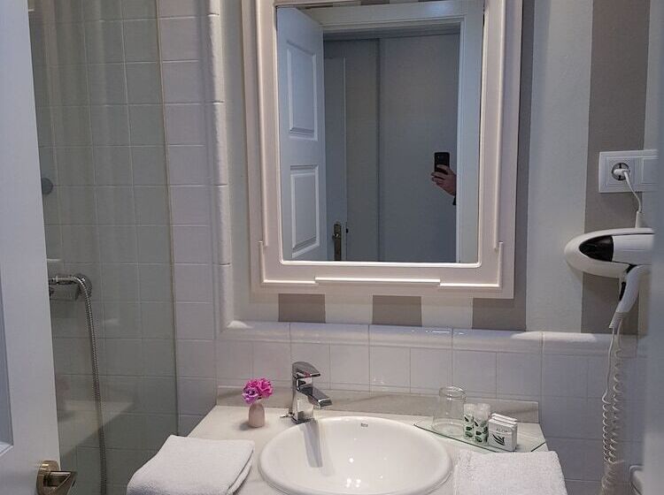 اتاق استاندارد سه نفره, Hospedaje San Francisco