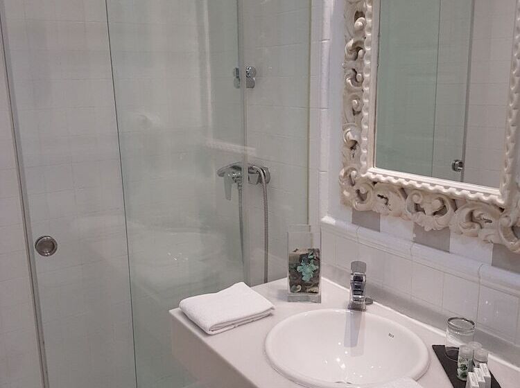 اتاق استاندارد سه نفره, Hospedaje San Francisco