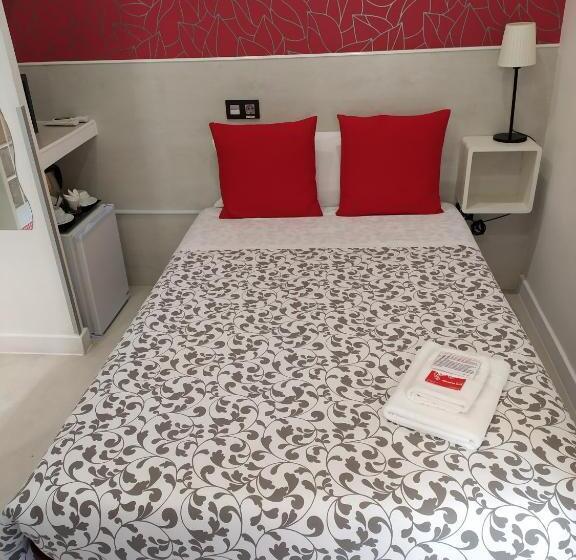 Habitación Basic, Hostal Inn Madrid