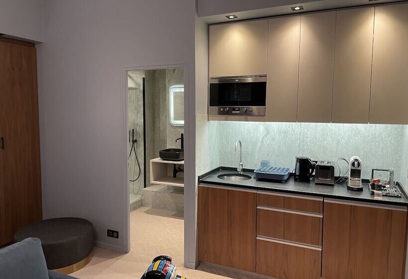 سوییت اجرایی, 33 Marbeuf