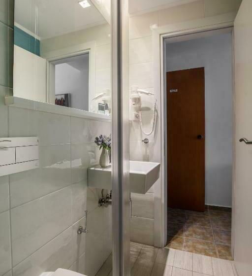 חדר סטנדרט, Marialena