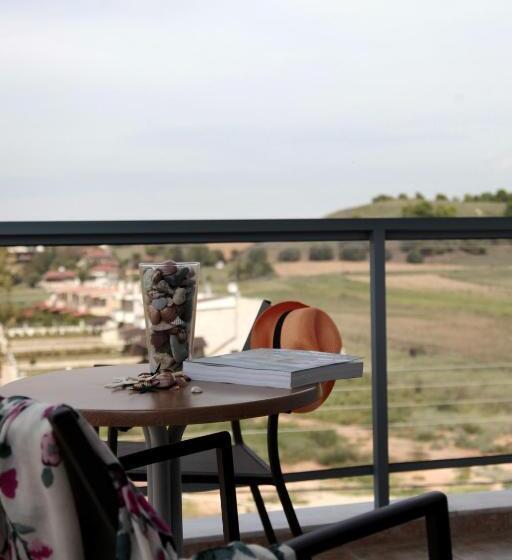 חדר סטנדרט, Marialena