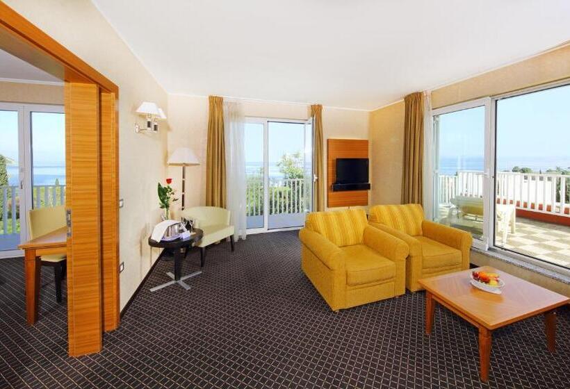 سوئیت با چشم‌انداز, Mirta  San Simon Resort