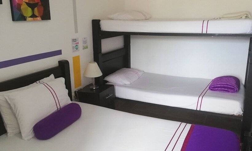 经济型三人房间, Econotel Colours Cali